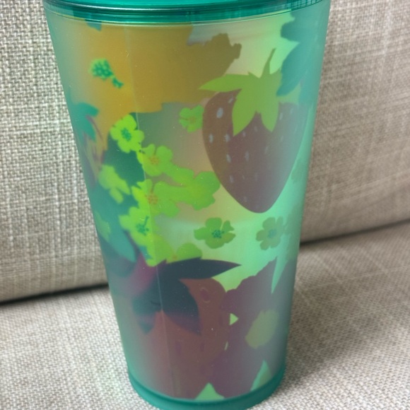 Starbucks cup - Picture 7 of 9